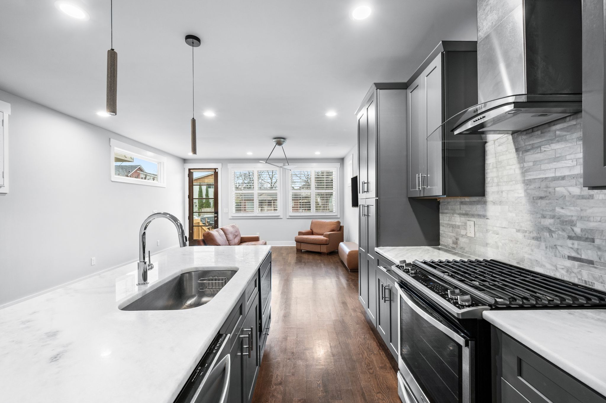 Nashville, Tennessee 37208, United States, 3 Bedrooms Bedrooms, ,3 BathroomsBathrooms,Residential,Coming Soon,248365