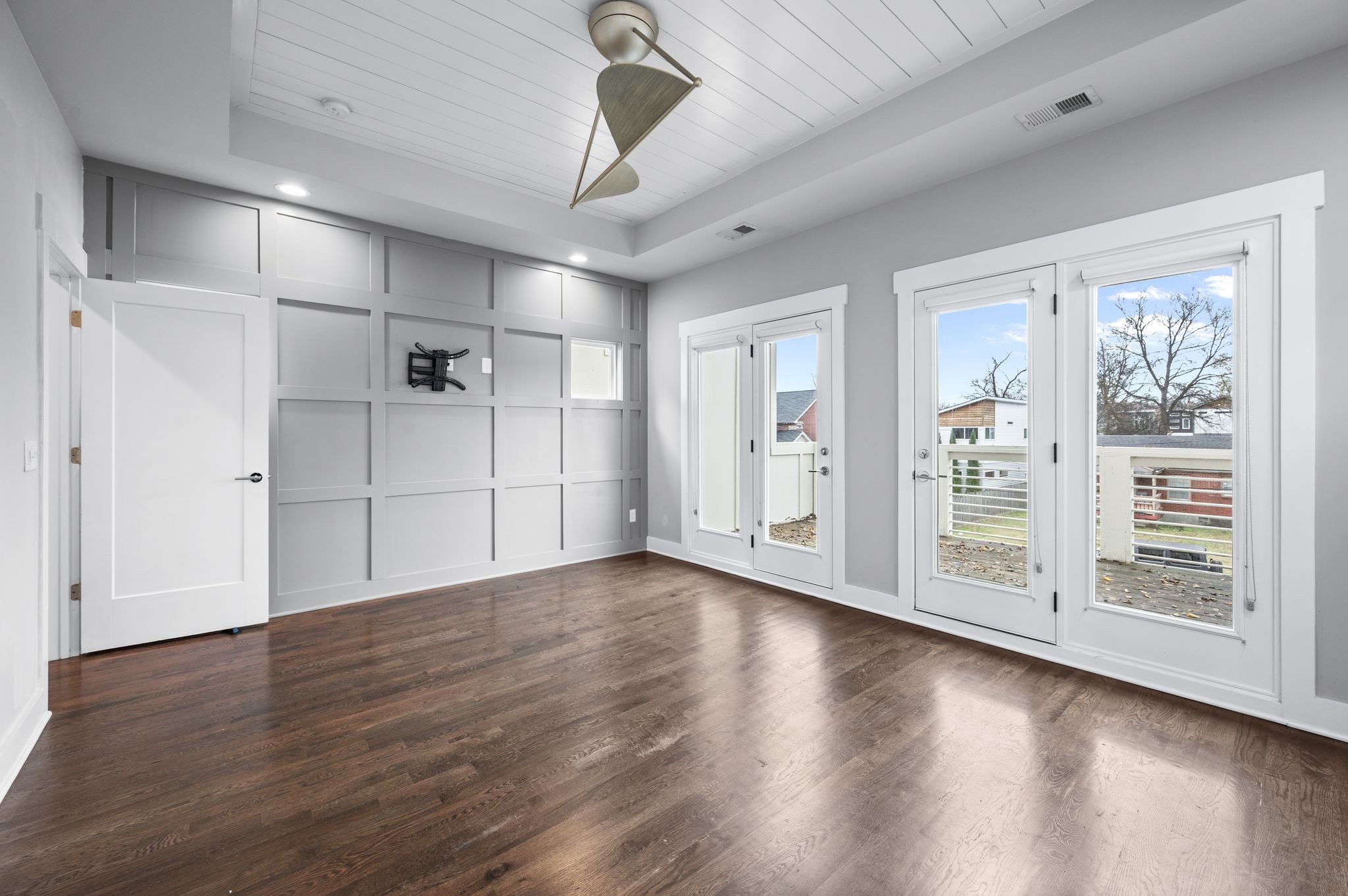 Nashville, Tennessee 37208, United States, 3 Bedrooms Bedrooms, ,3 BathroomsBathrooms,Residential,Coming Soon,248365