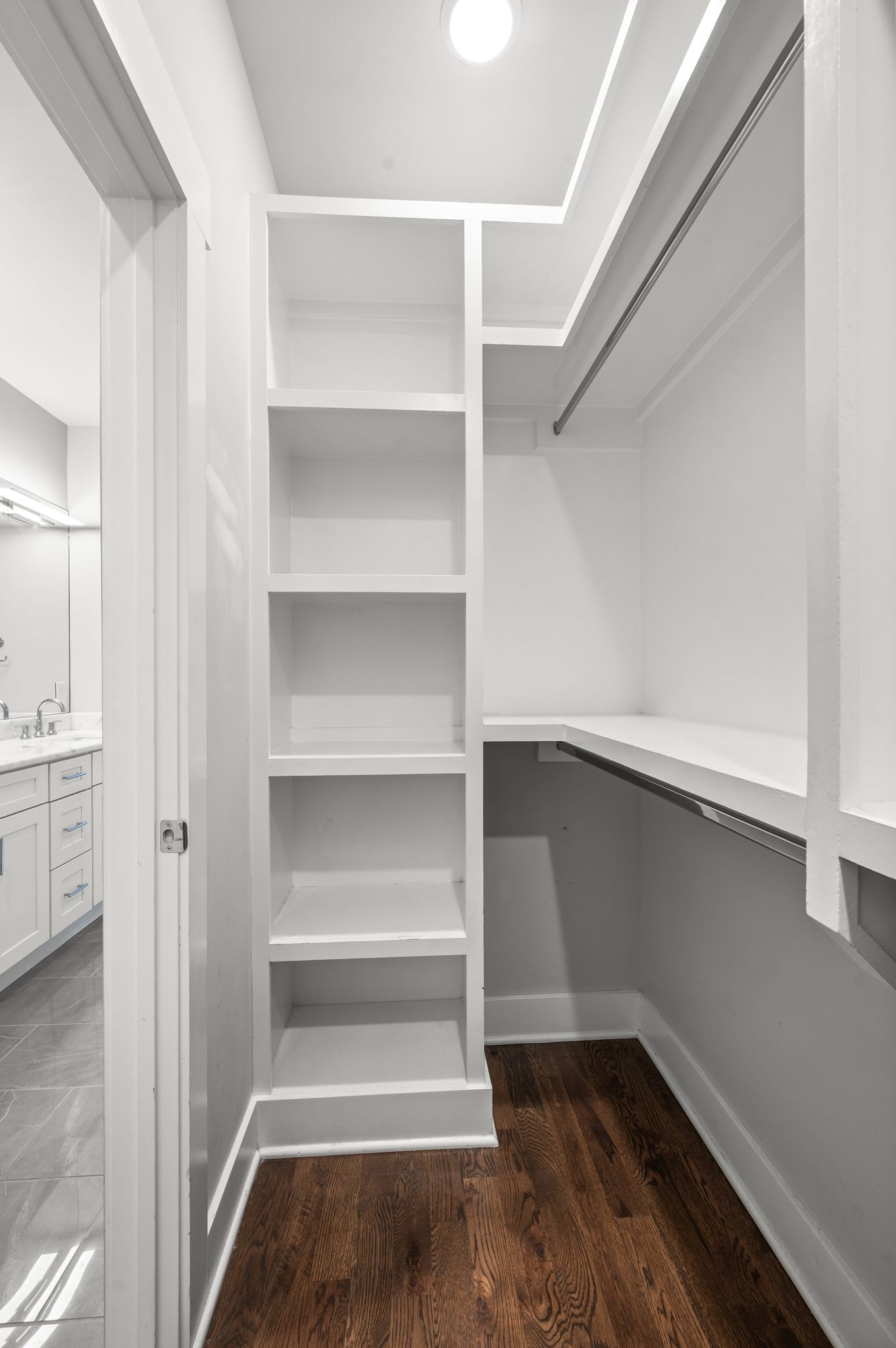 Nashville, Tennessee 37208, United States, 3 Bedrooms Bedrooms, ,3 BathroomsBathrooms,Residential,Coming Soon,248365