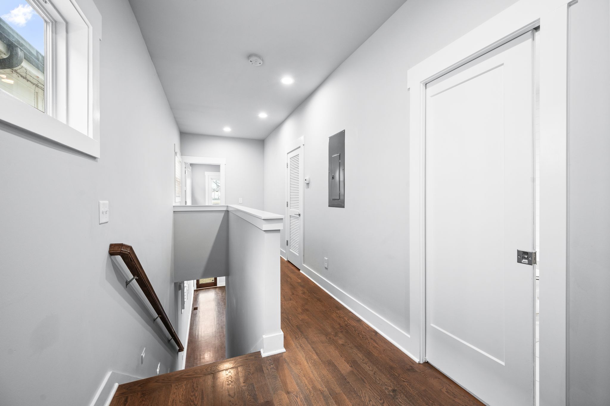 Nashville, Tennessee 37208, United States, 3 Bedrooms Bedrooms, ,3 BathroomsBathrooms,Residential,Coming Soon,248365