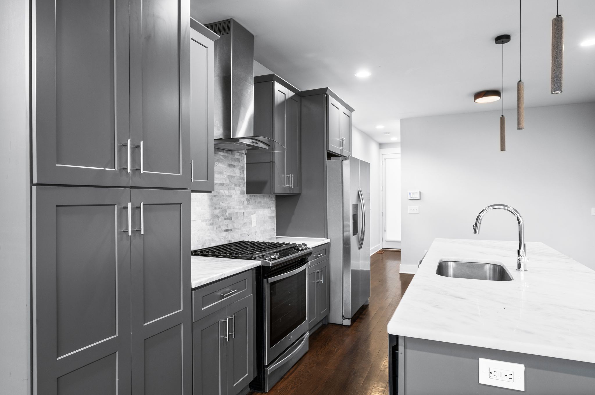 Nashville, Tennessee 37208, United States, 3 Bedrooms Bedrooms, ,3 BathroomsBathrooms,Residential,Coming Soon,248365