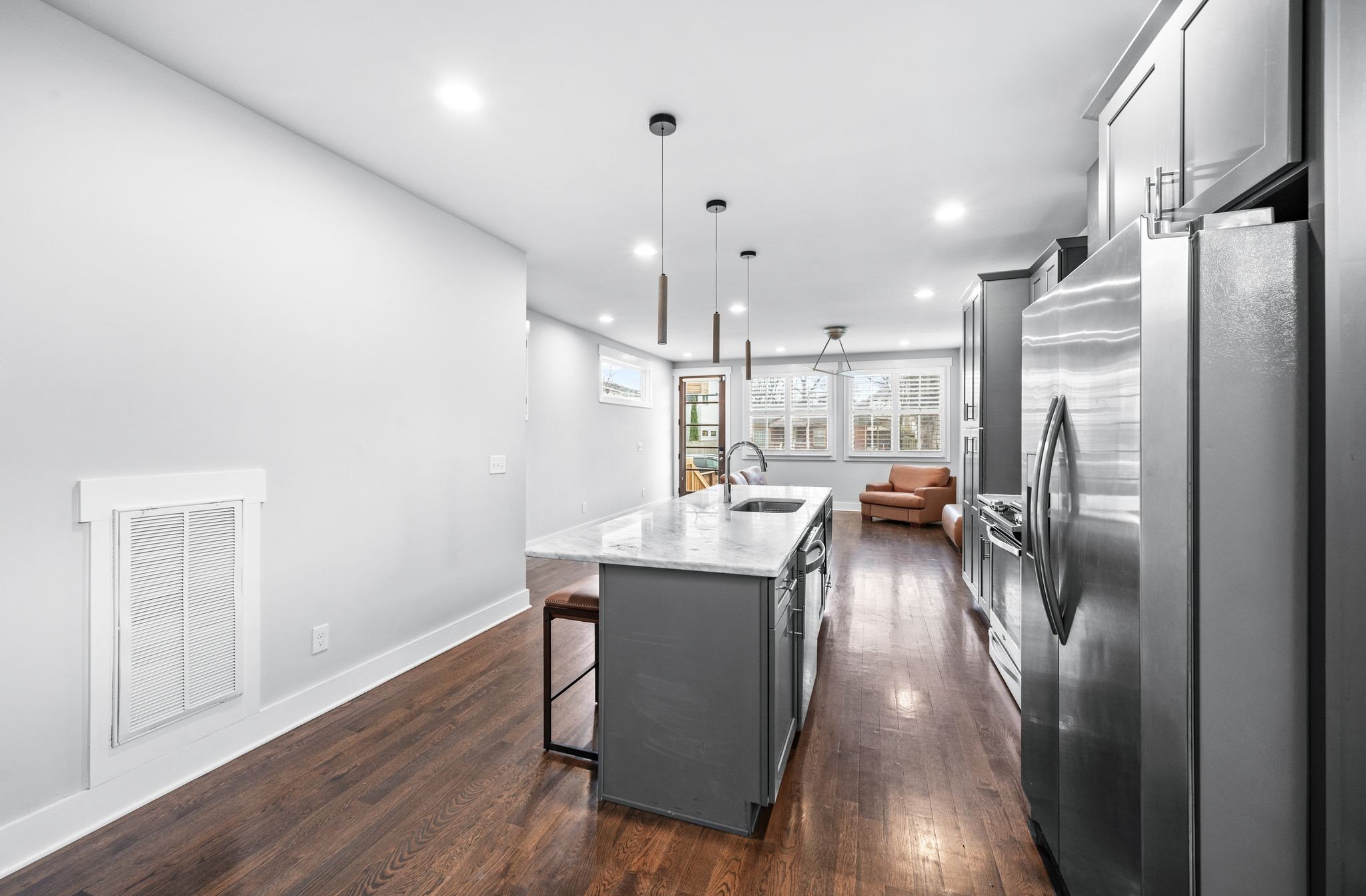 Nashville, Tennessee 37208, United States, 3 Bedrooms Bedrooms, ,3 BathroomsBathrooms,Residential,Coming Soon,248365