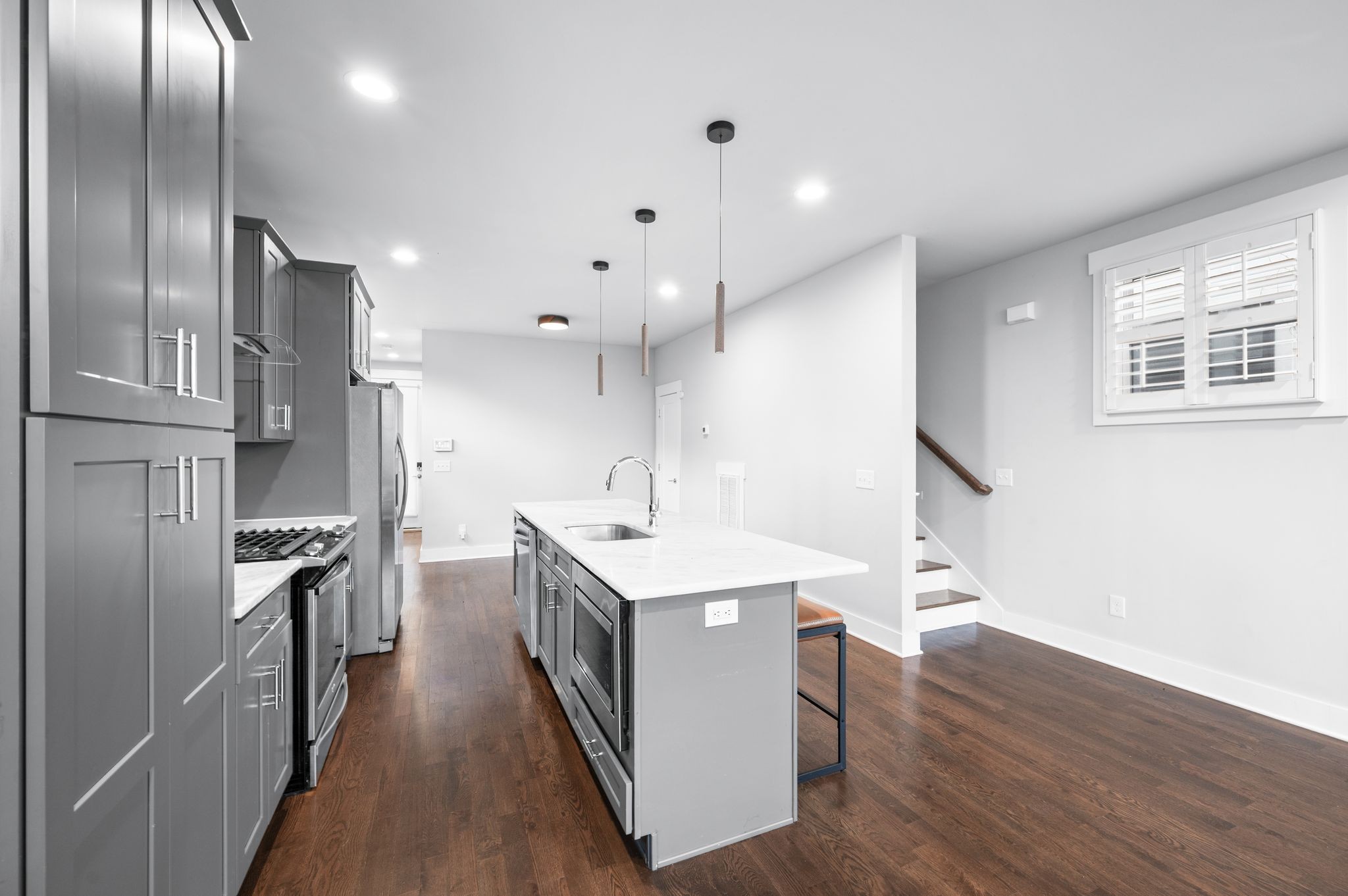 Nashville, Tennessee 37208, United States, 3 Bedrooms Bedrooms, ,3 BathroomsBathrooms,Residential,Coming Soon,248365