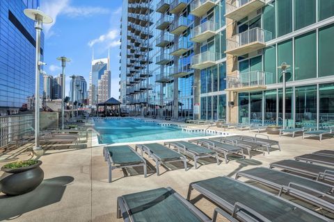 301 Demonbreun St 814 Nashville TN 37201