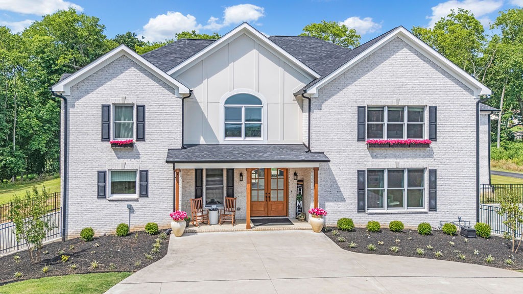 135 Curtiswood Dr