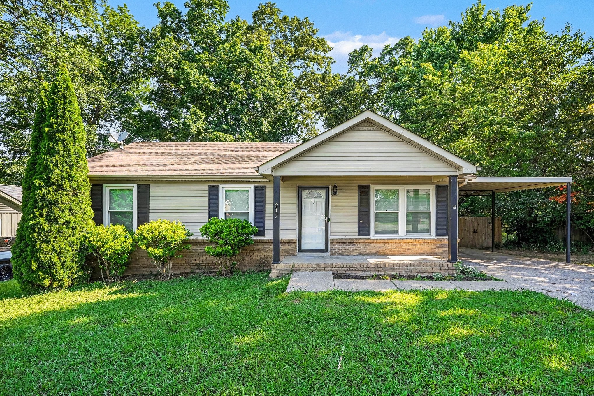 217 Bob White Dr
