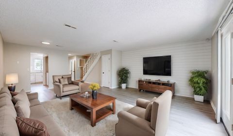 627 Rockwood Dr Hermitage TN 37076