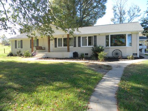 854 Shelbyville Hwy Fayetteville TN 37334