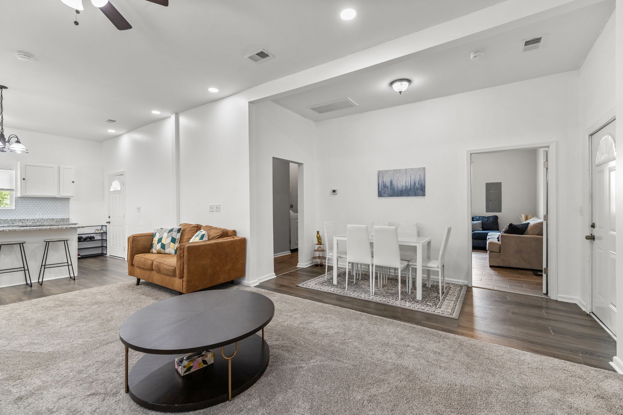 218 W Winchester St