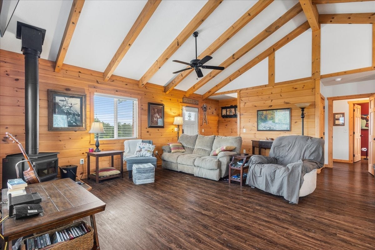 111 County Road 805