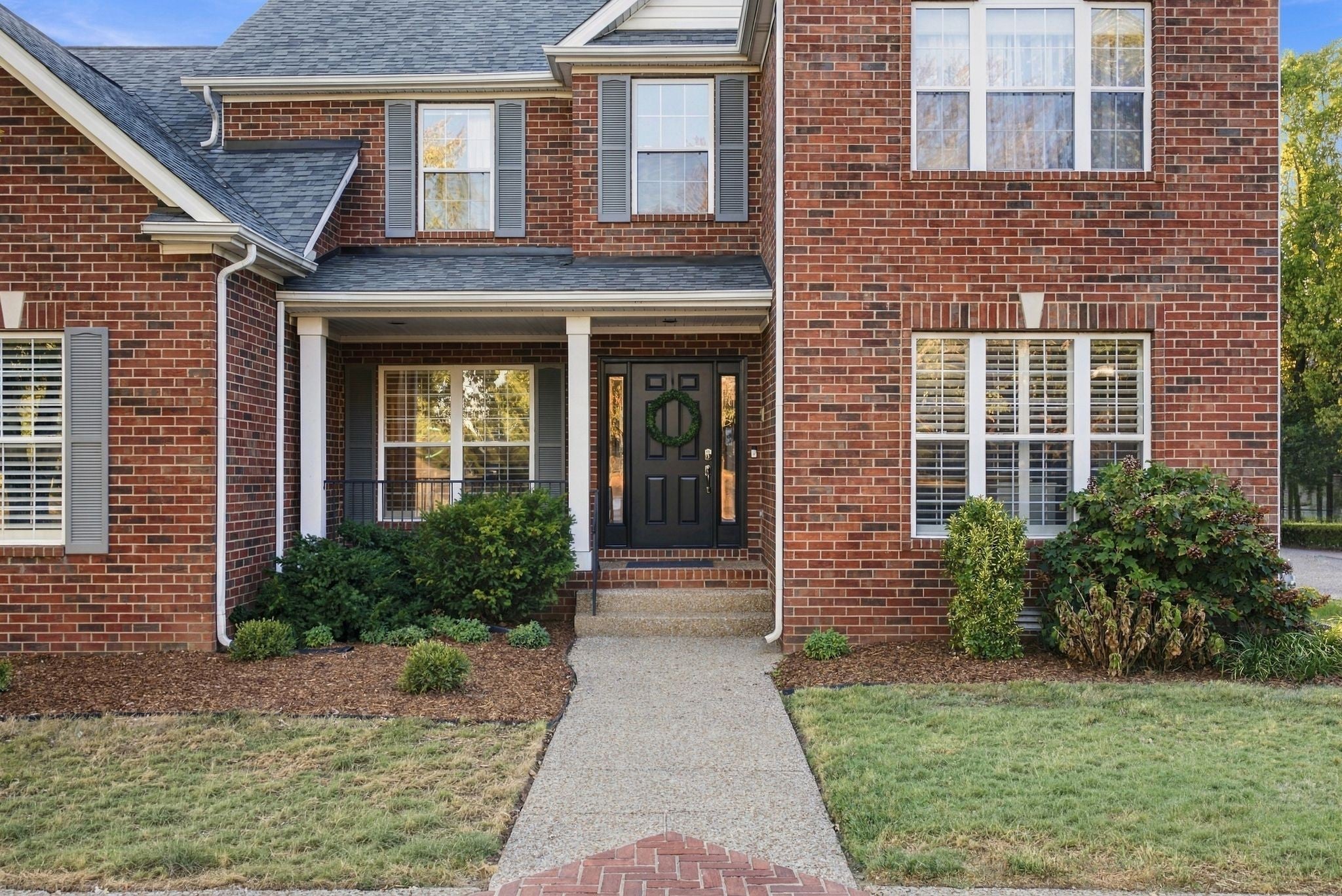 5528 Traceside Dr, Nashville TN 37221 4-bed home, photo 2 of 53