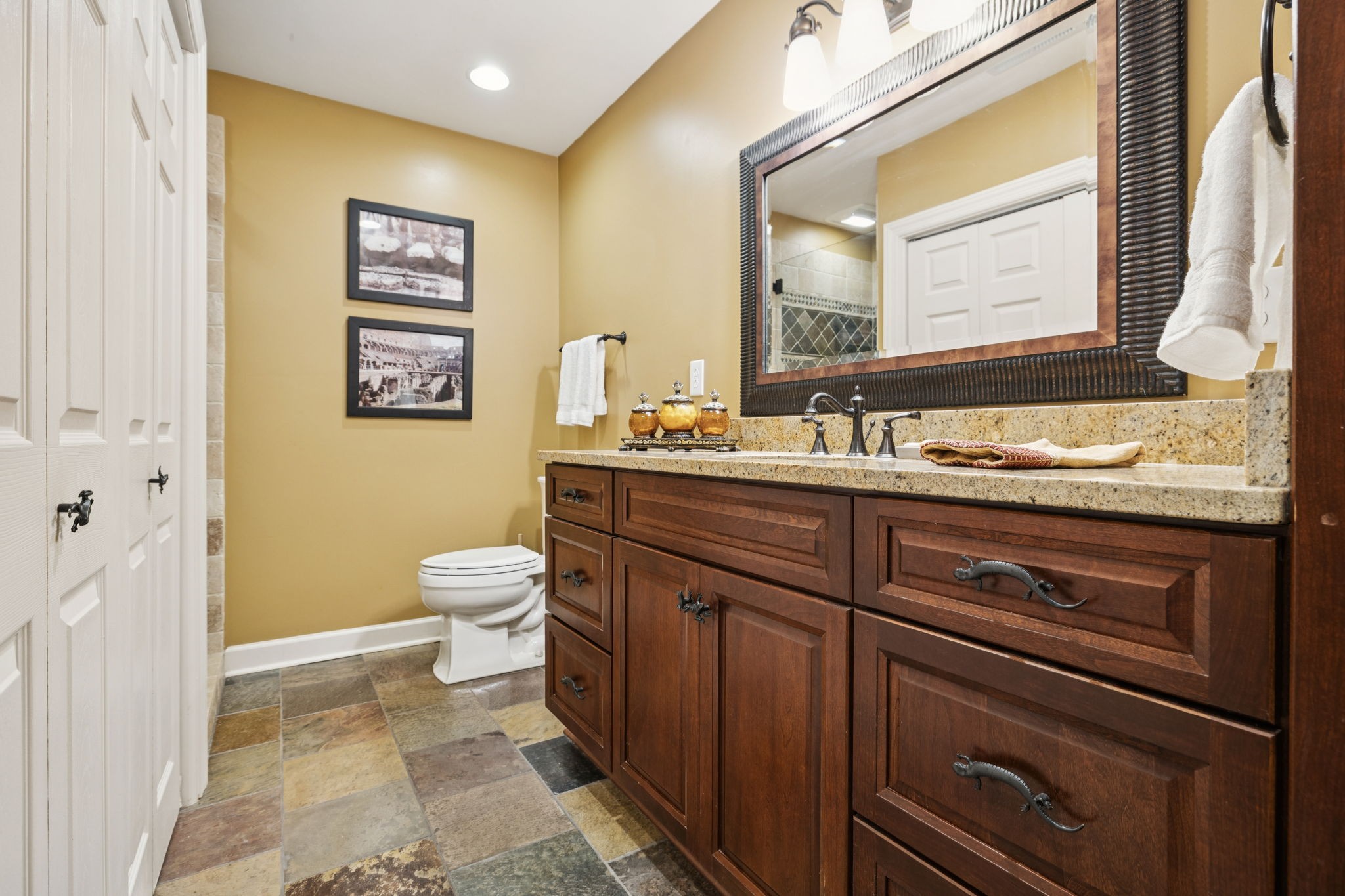 Hermitage, Tennessee, 37076, United States, 4 Bedrooms Bedrooms, ,3 BathroomsBathrooms,Residential,Active,2025555