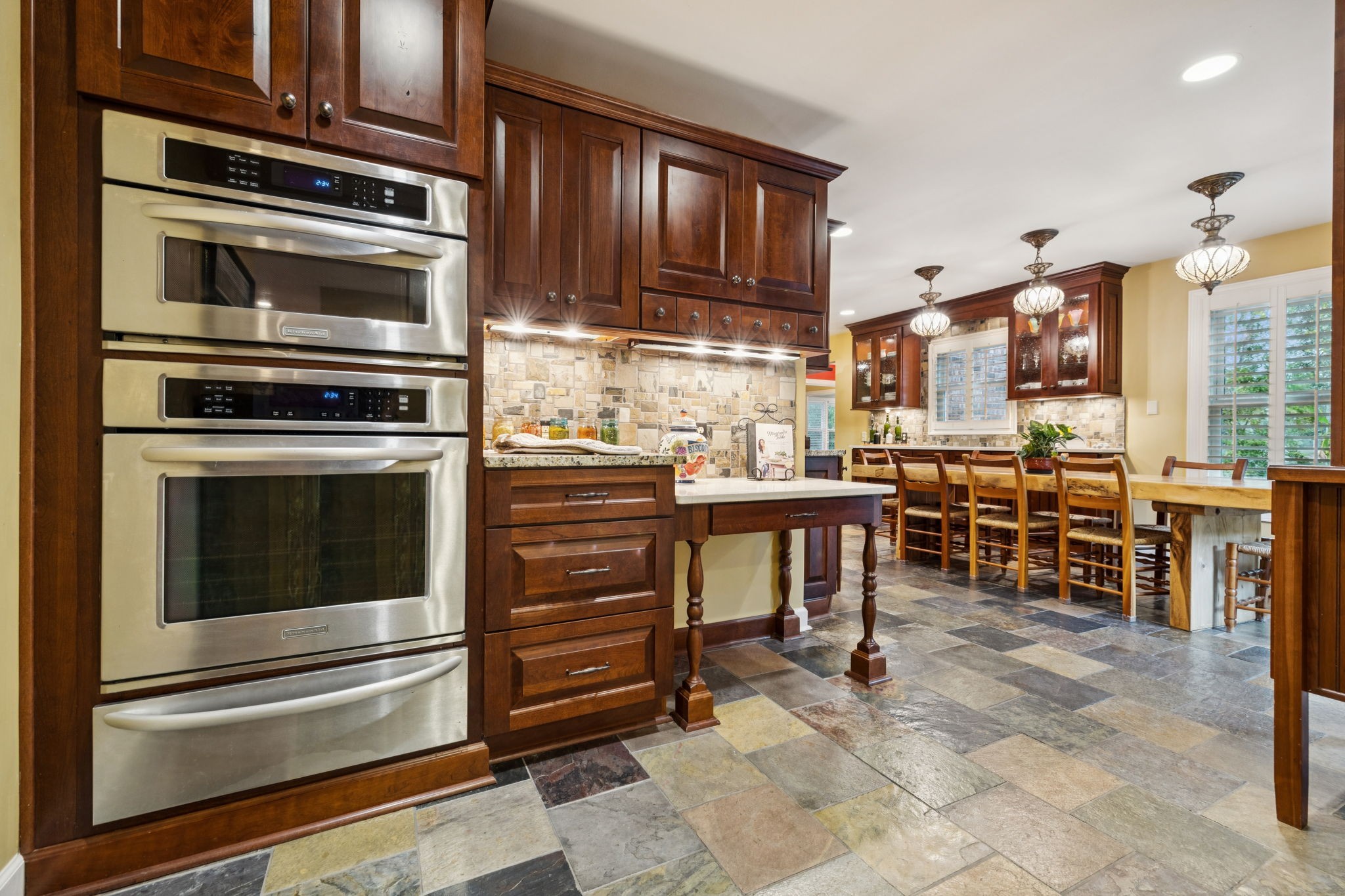 Hermitage, Tennessee, 37076, United States, 4 Bedrooms Bedrooms, ,3 BathroomsBathrooms,Residential,Active,2025555
