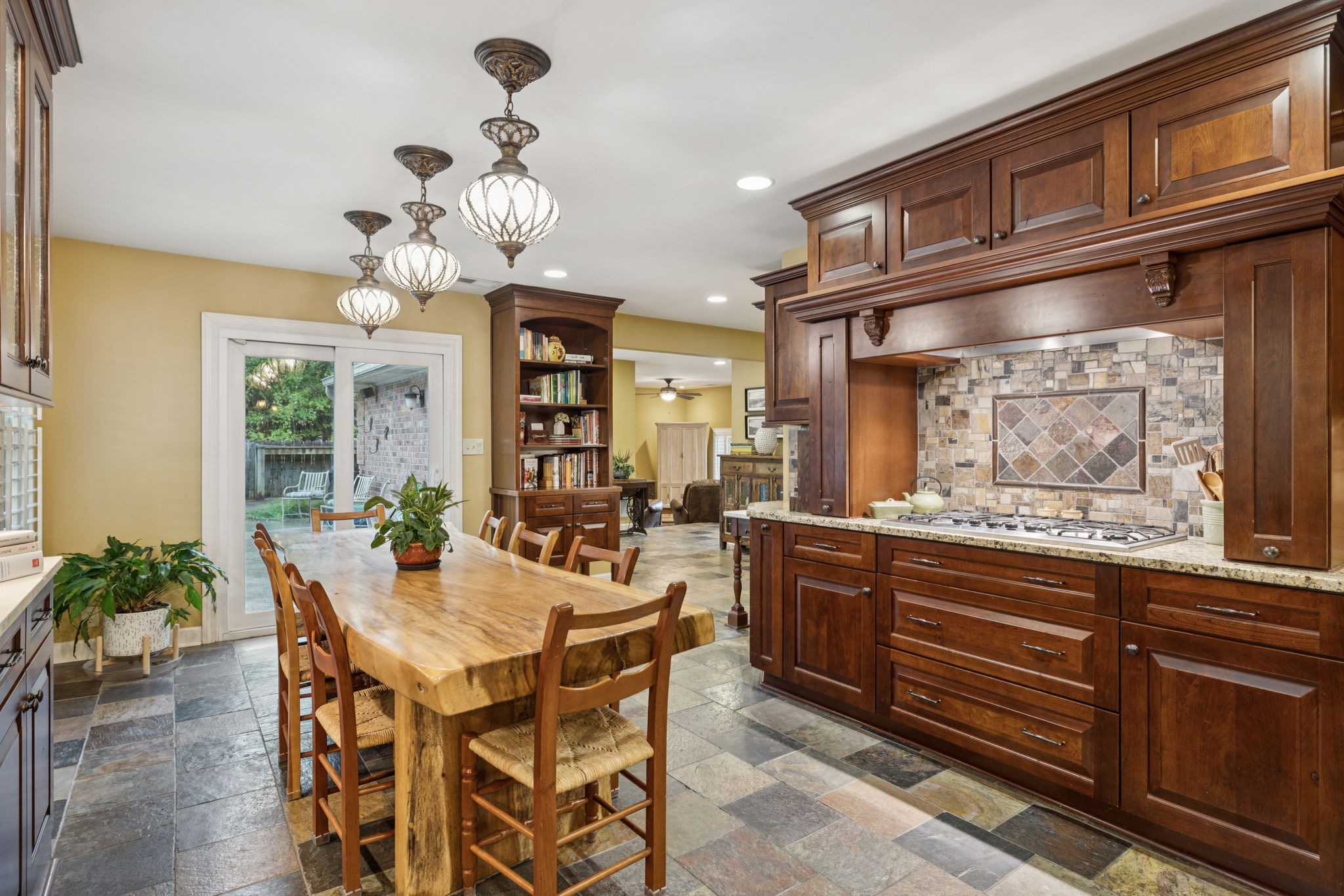 Hermitage, Tennessee, 37076, United States, 4 Bedrooms Bedrooms, ,3 BathroomsBathrooms,Residential,Active,2025555