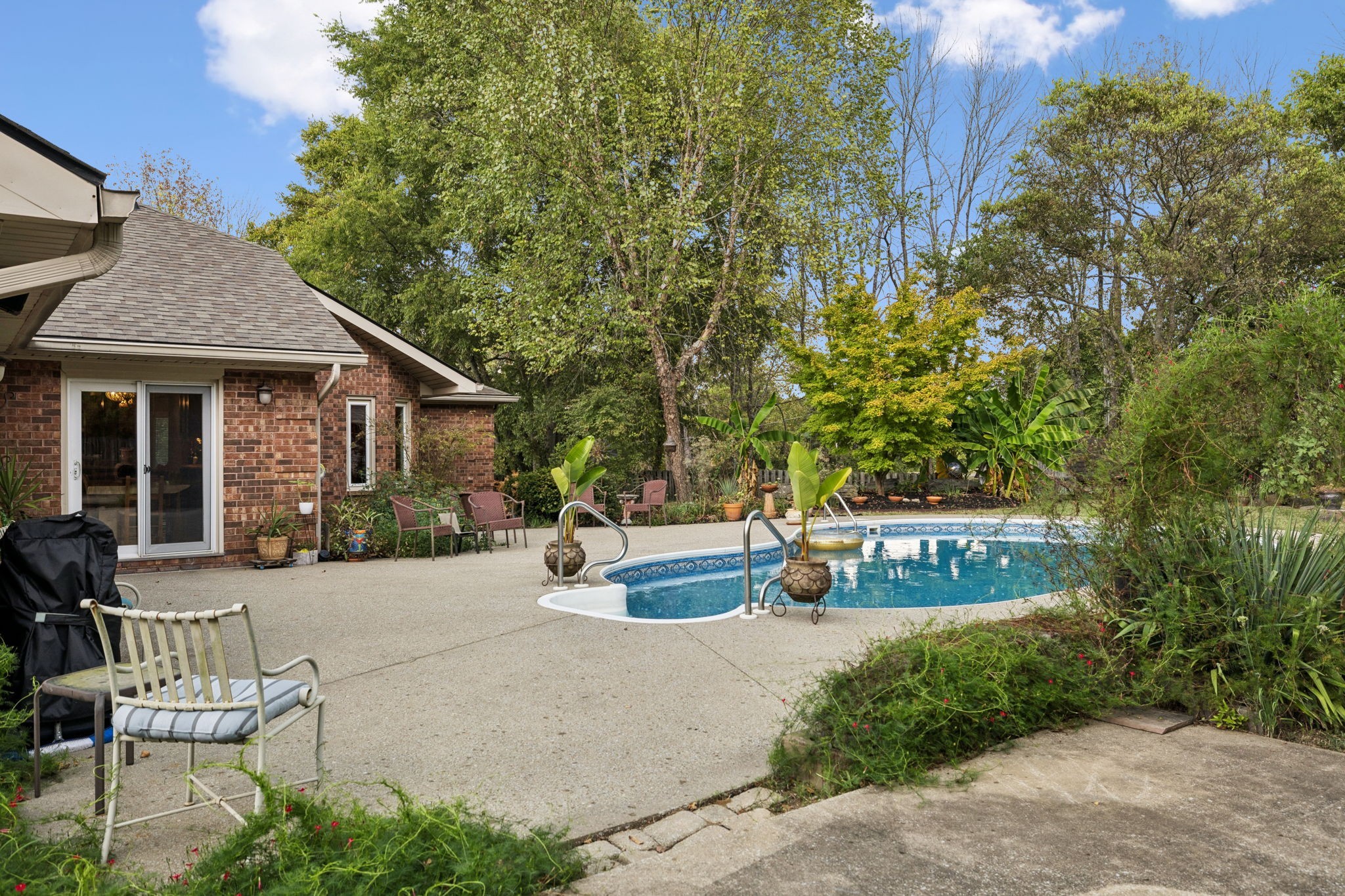 Hermitage, Tennessee, 37076, United States, 4 Bedrooms Bedrooms, ,3 BathroomsBathrooms,Residential,Active,2025555