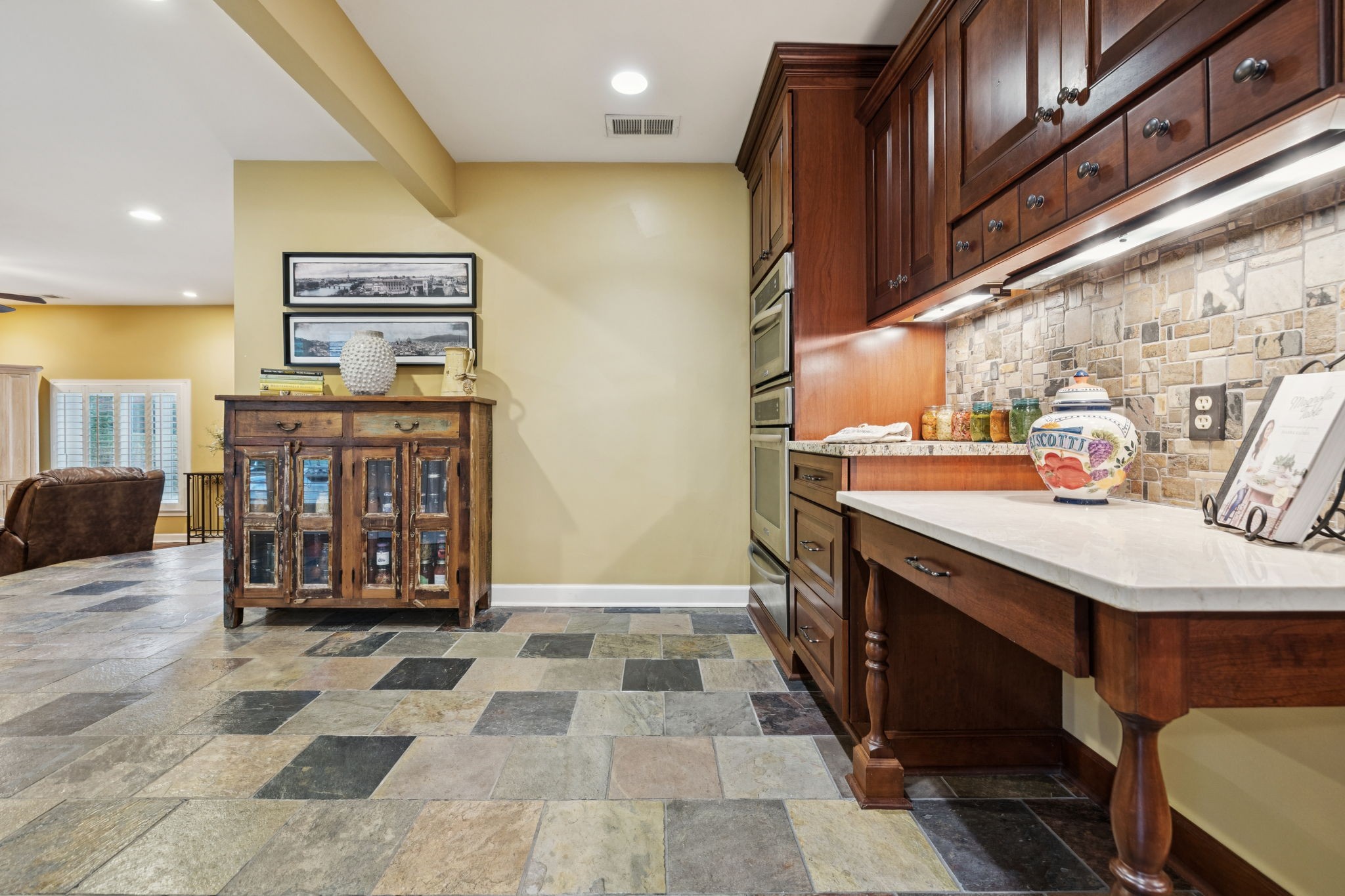 Hermitage, Tennessee, 37076, United States, 4 Bedrooms Bedrooms, ,3 BathroomsBathrooms,Residential,Active,2025555