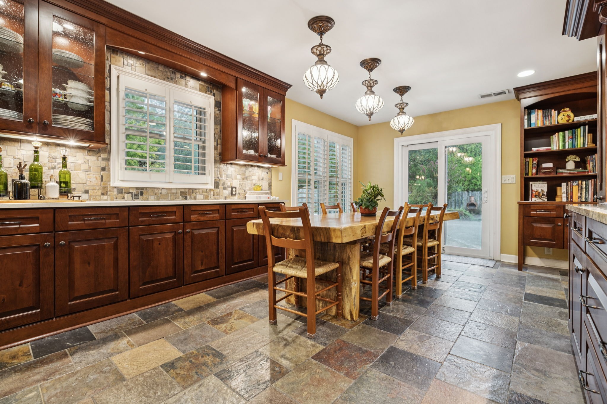 Hermitage, Tennessee, 37076, United States, 4 Bedrooms Bedrooms, ,3 BathroomsBathrooms,Residential,Active,2025555