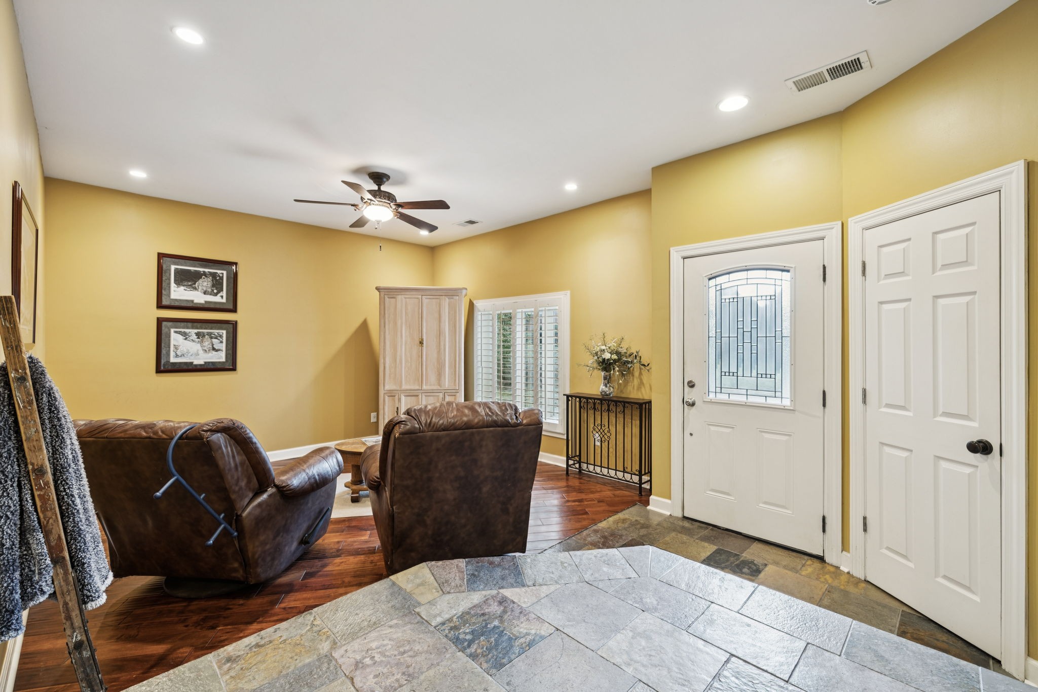Hermitage, Tennessee, 37076, United States, 4 Bedrooms Bedrooms, ,3 BathroomsBathrooms,Residential,Active,2025555