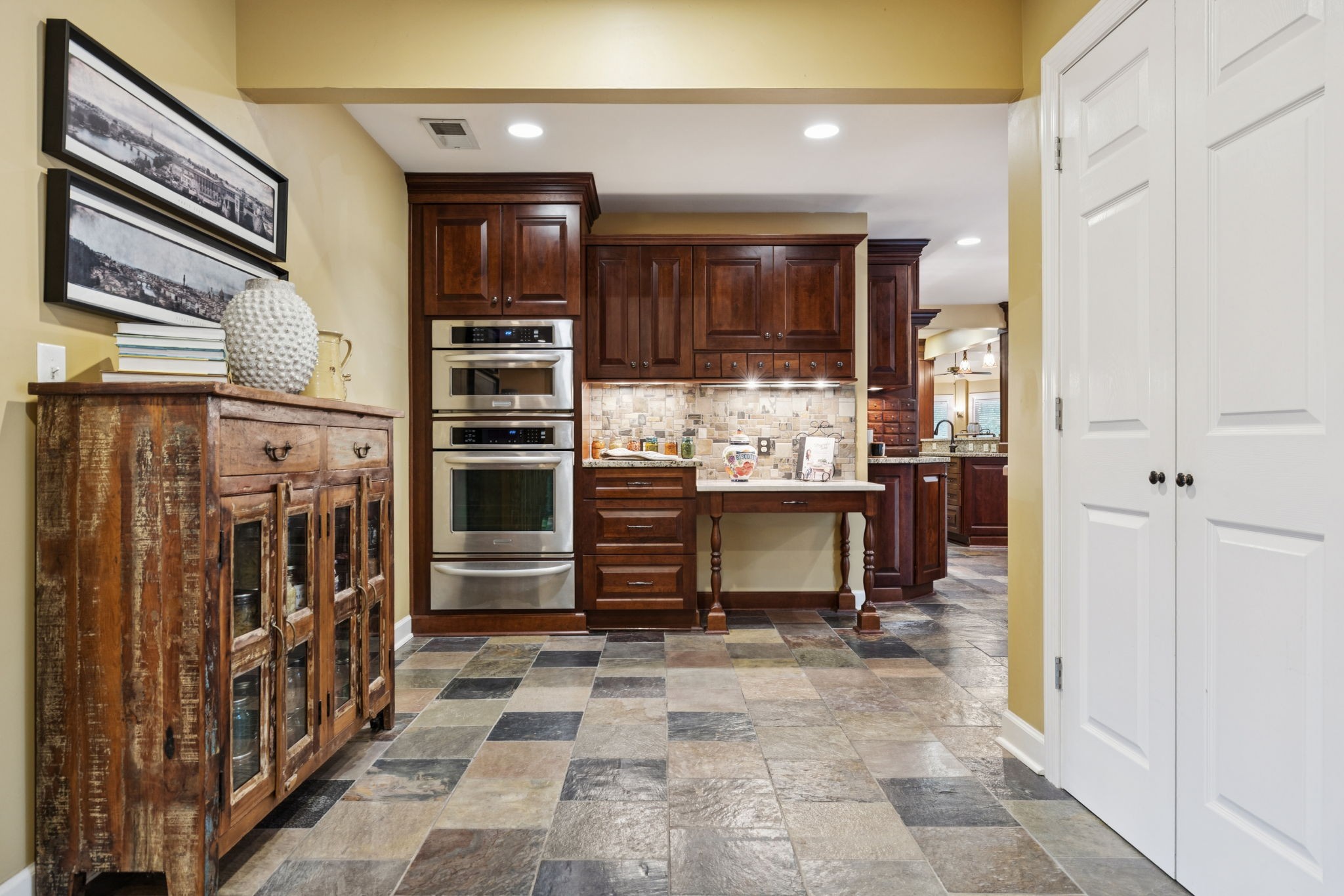 Hermitage, Tennessee, 37076, United States, 4 Bedrooms Bedrooms, ,3 BathroomsBathrooms,Residential,Active,2025555