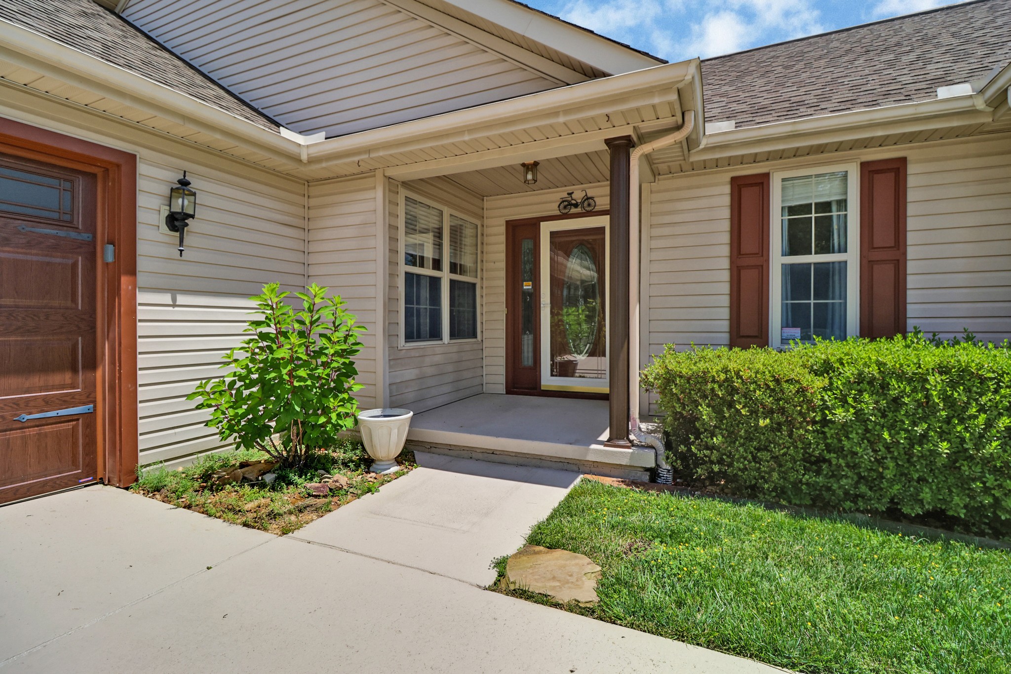 104 Minetta Dr