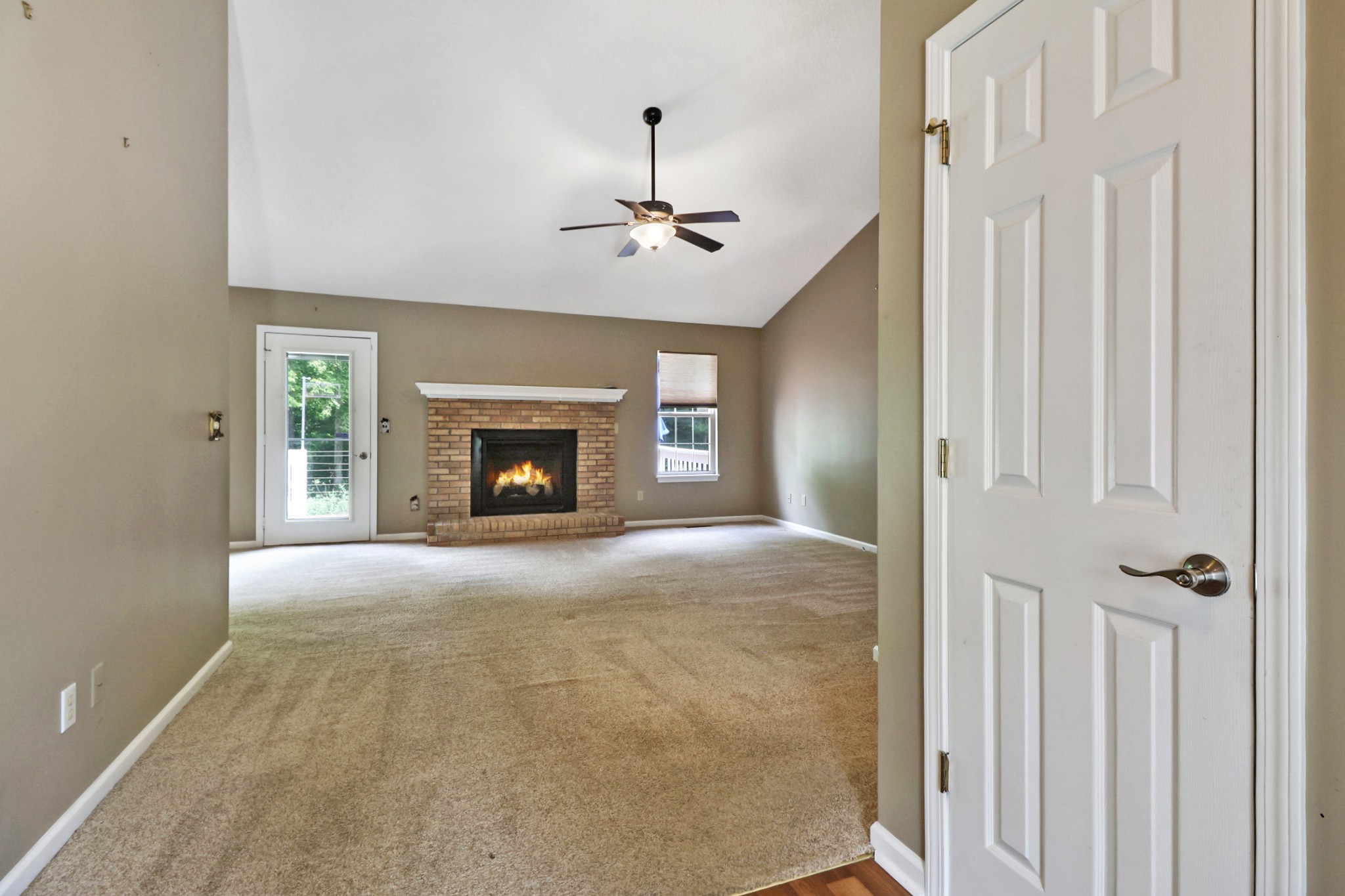 104 Minetta Dr