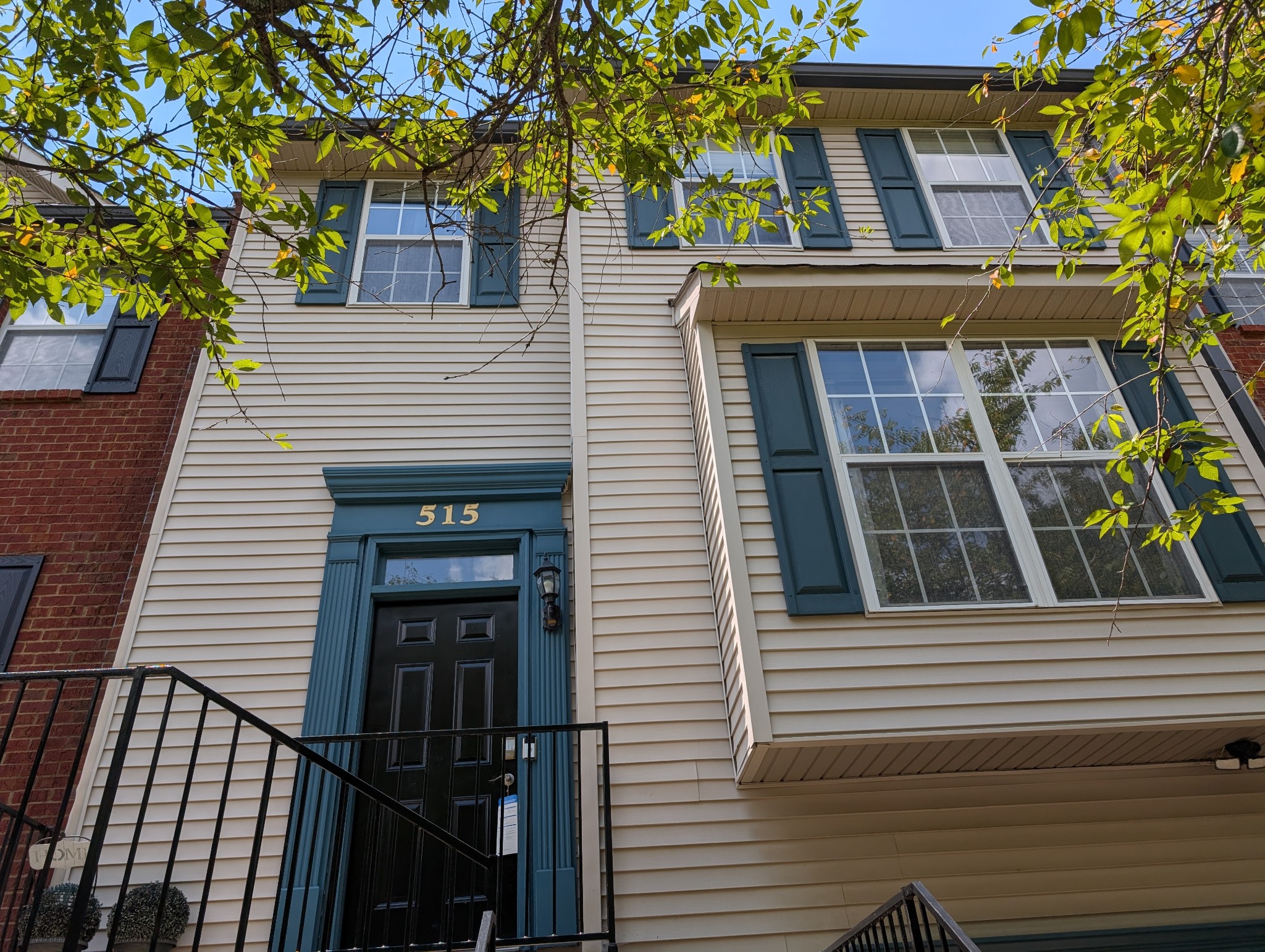 515 Huntington Ridge Dr