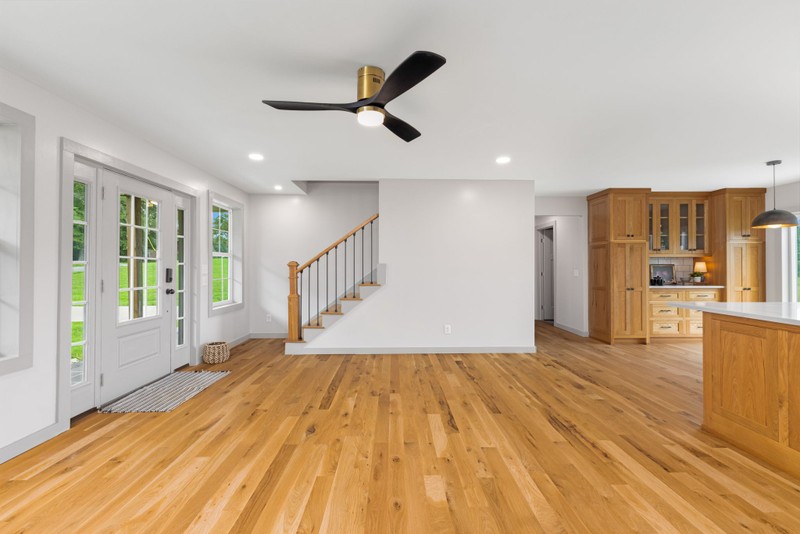 156 Collins River Dr
