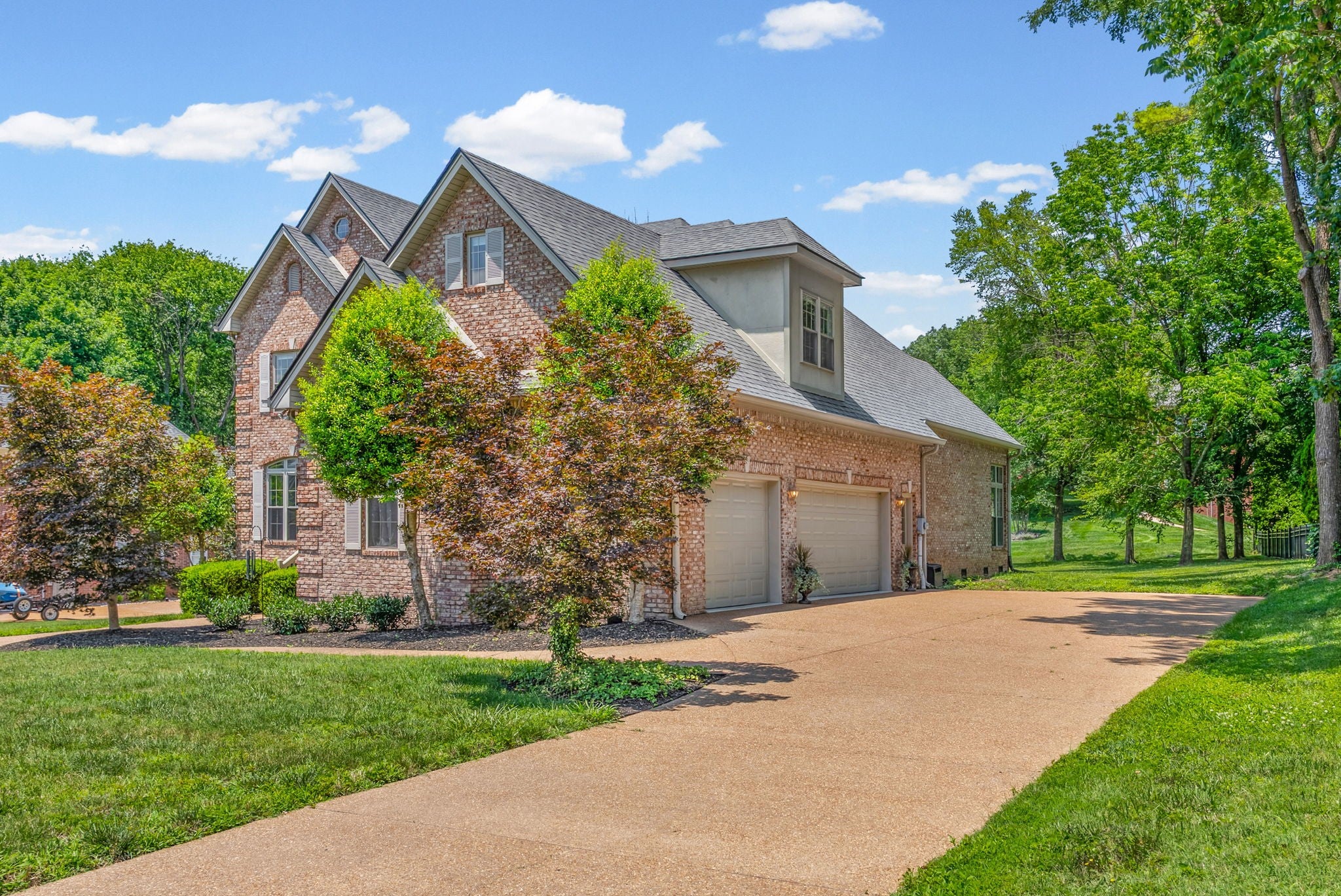 817 Salisbury Way