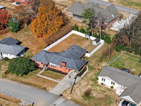 1105 Bagley Dr Fayetteville TN 37334