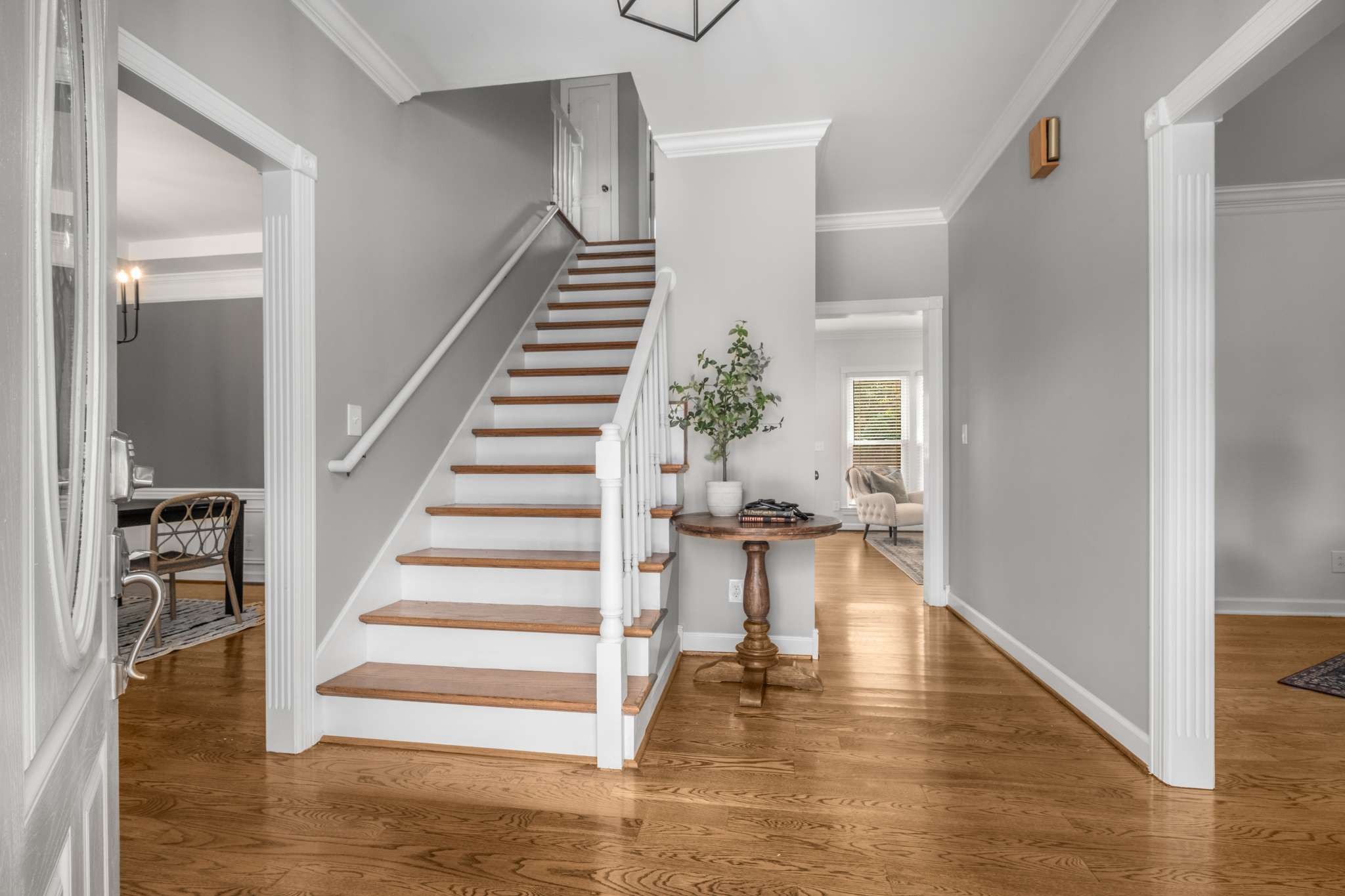1405 Buckingham Cir