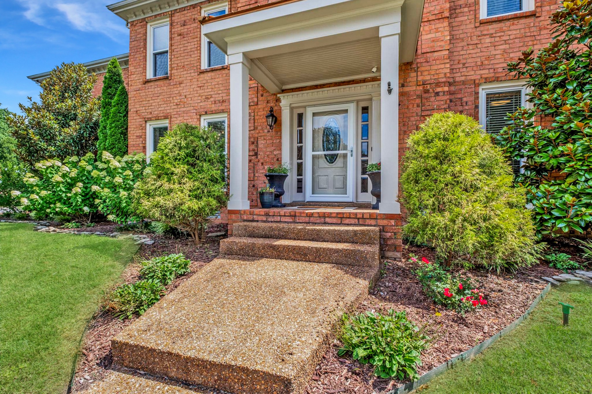 1405 Buckingham Cir