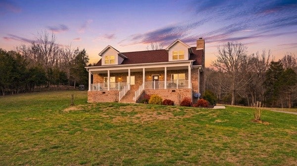 54 Thomas Rd