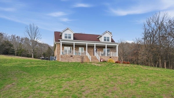 54 Thomas Rd