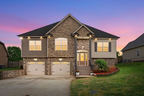 140 Covey Rise Cir Clarksville TN 37043