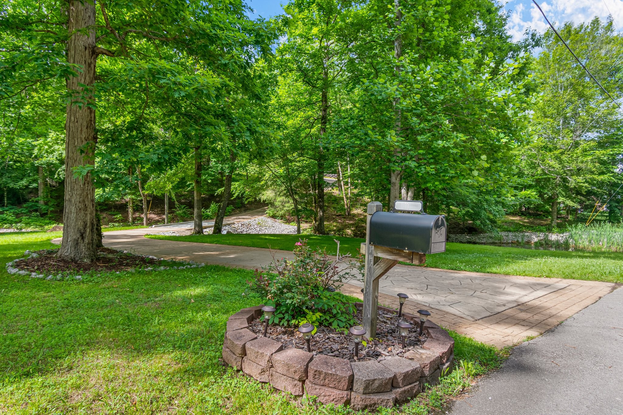 11 Fox Vale Ln