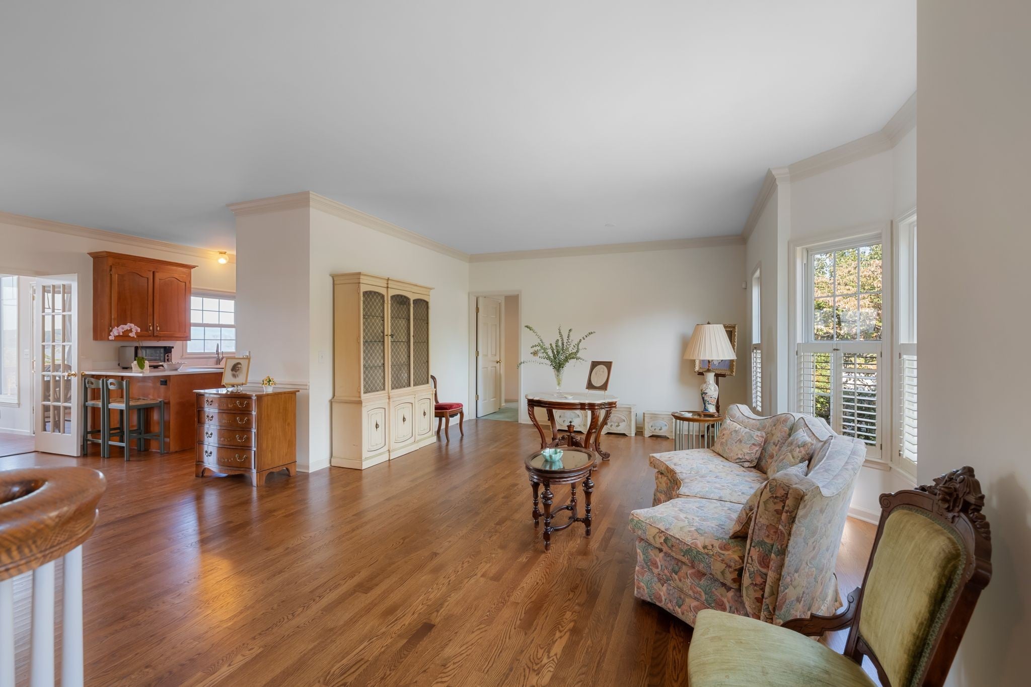 180 Roberta Dr