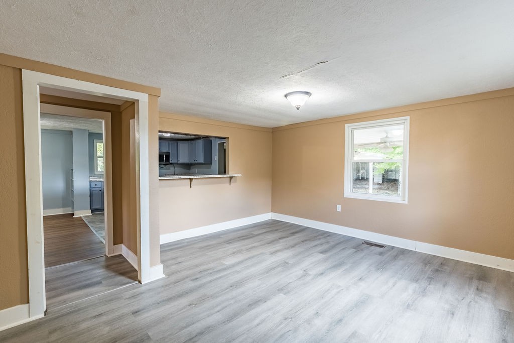 121 Highland School Rd