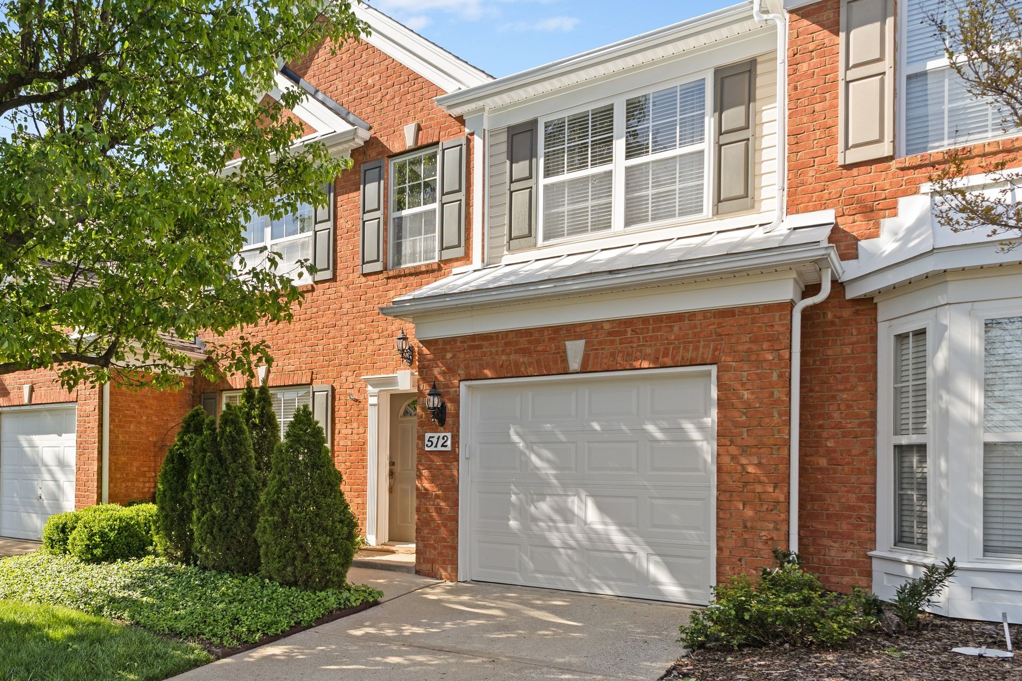 512 Old Towne Dr