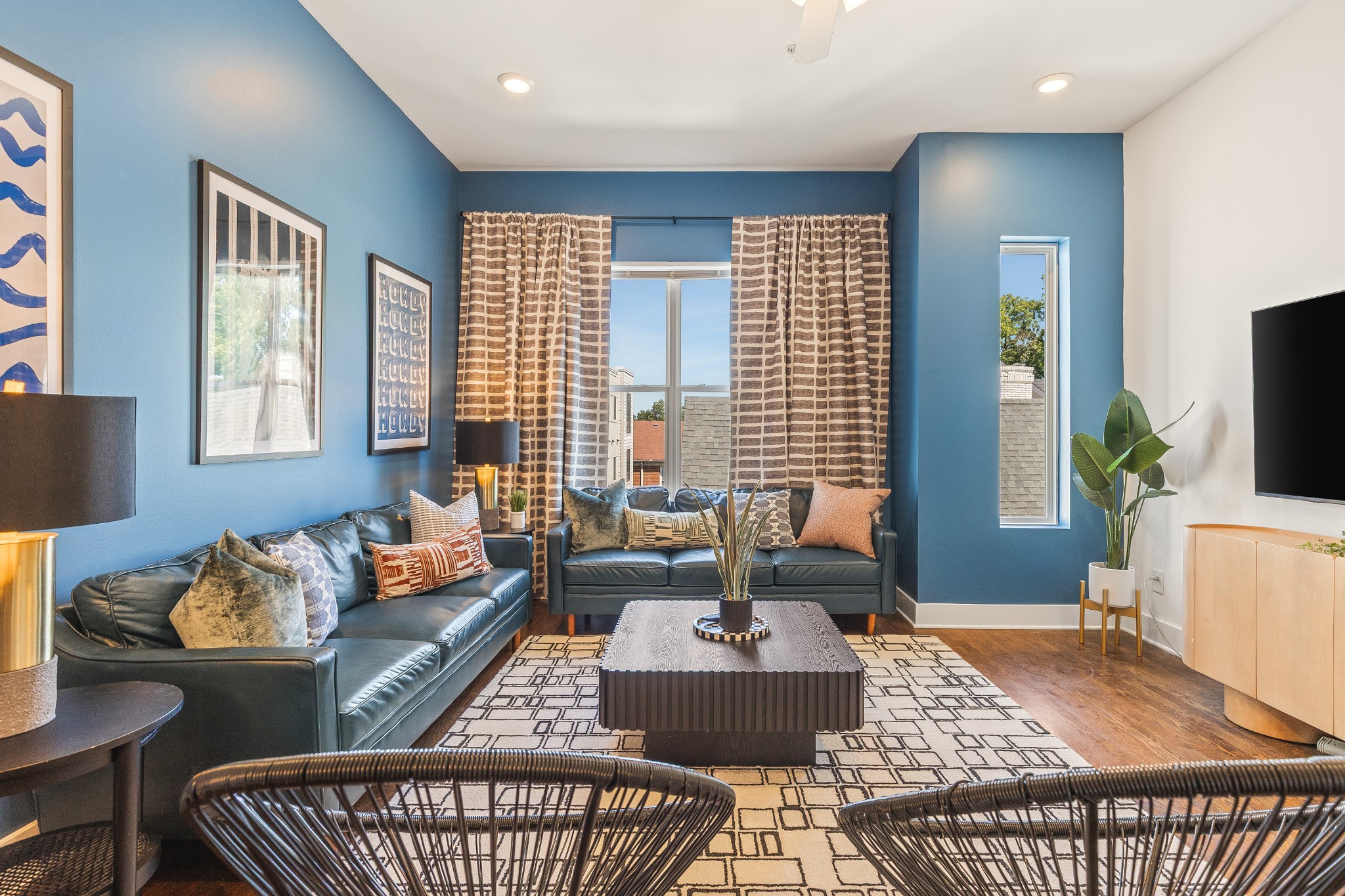 2001 Convent Pl 5 & 6