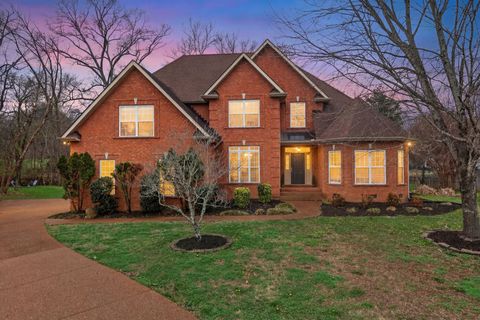 3104 Shropshire Ct Thompsons Station TN 37179