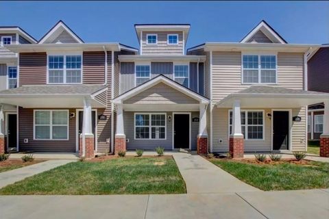 212 Alexander Blvd Clarksville TN 37040