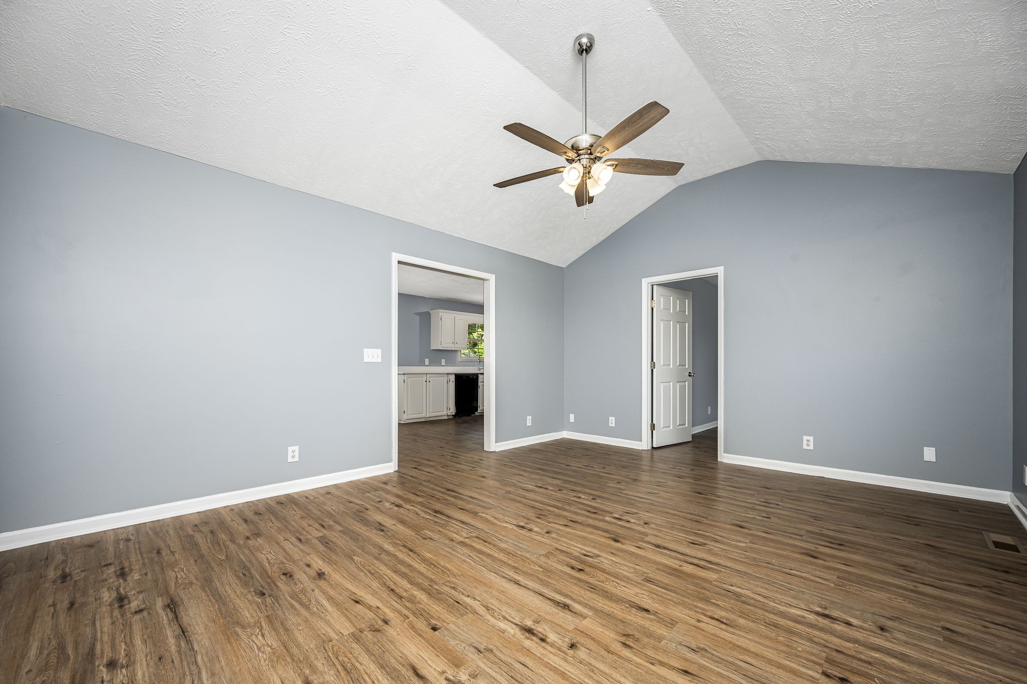 106 Daytona Ln
