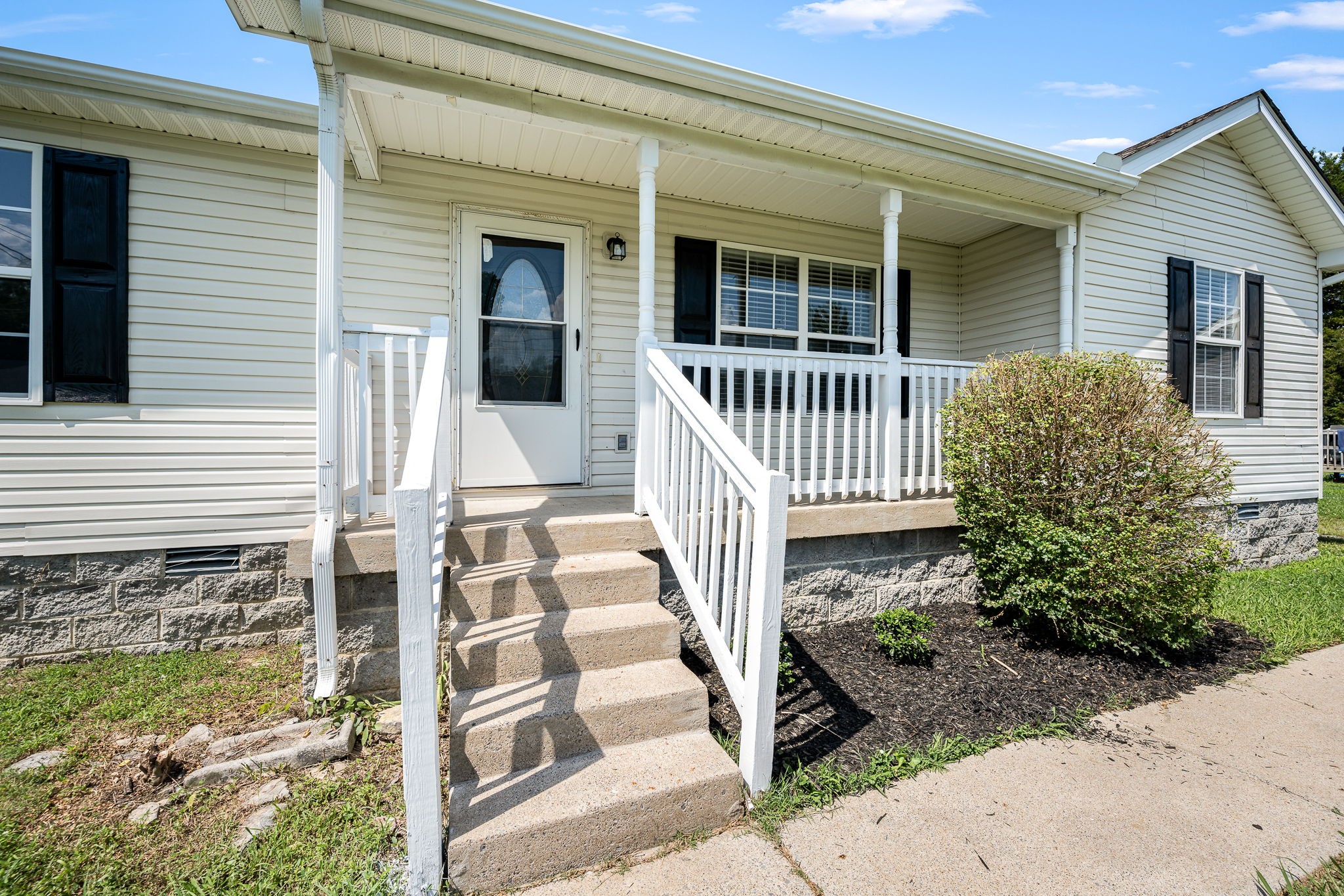 106 Daytona Ln