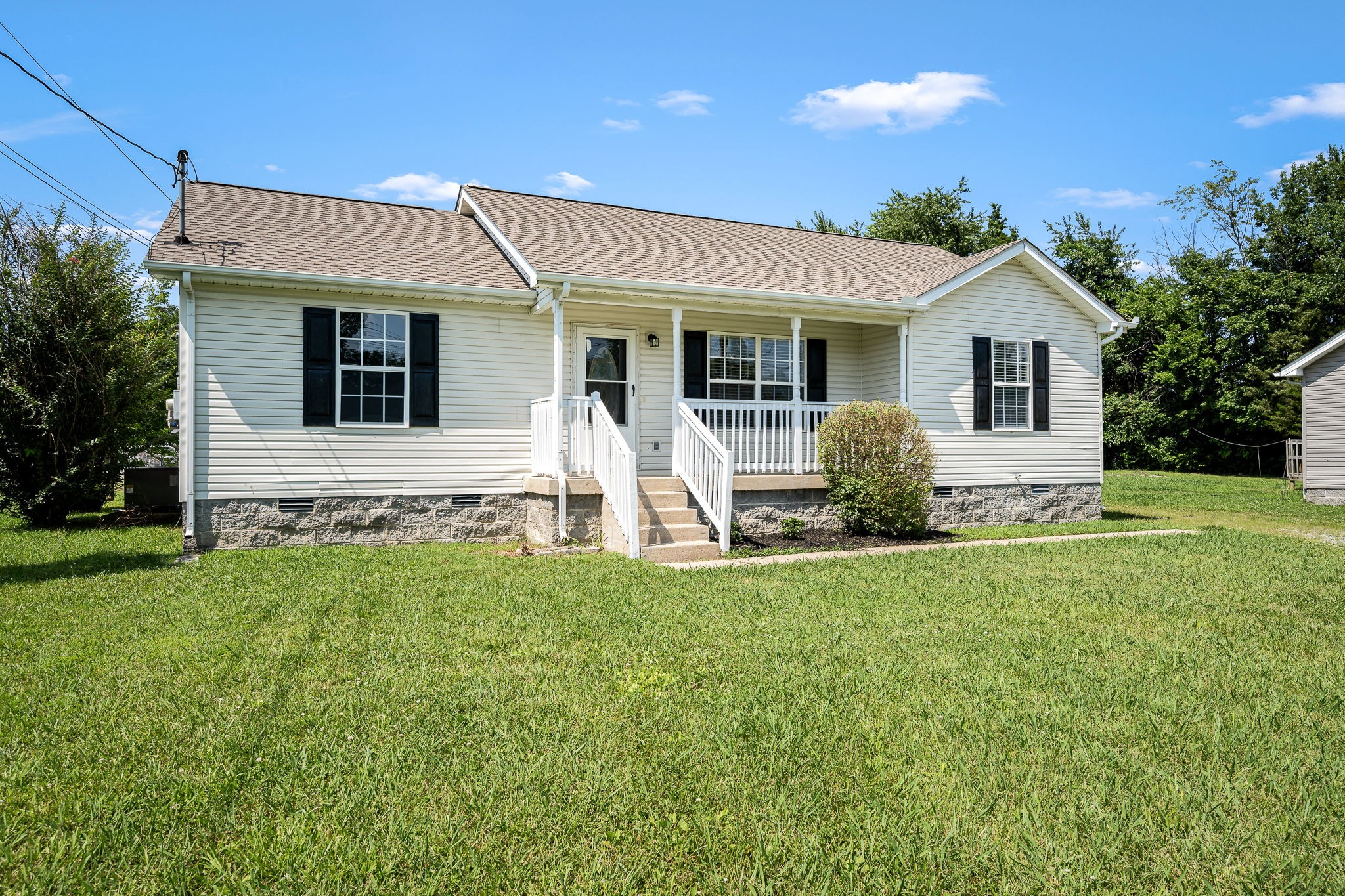 106 Daytona Ln