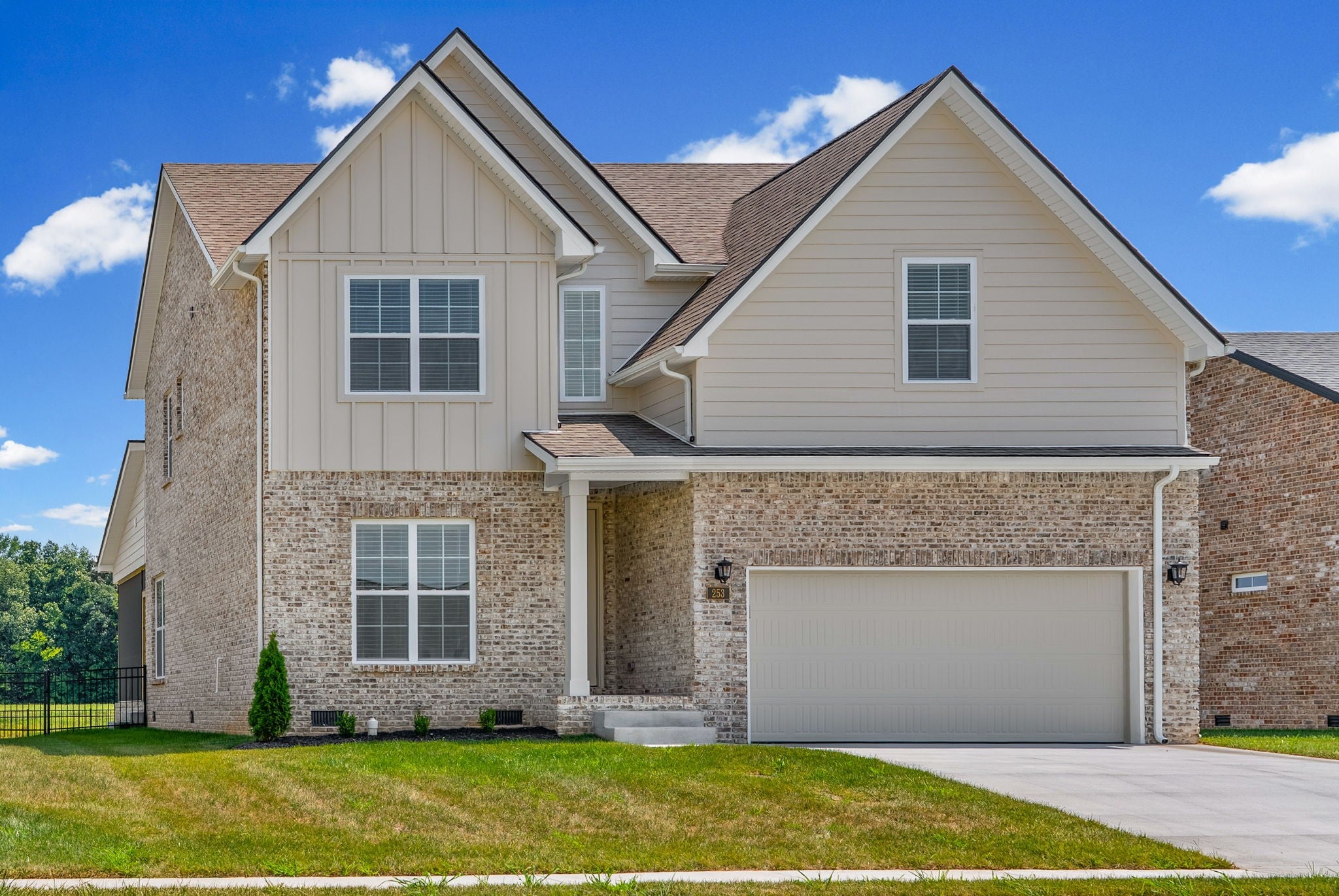 253 Harvest Moon Dr