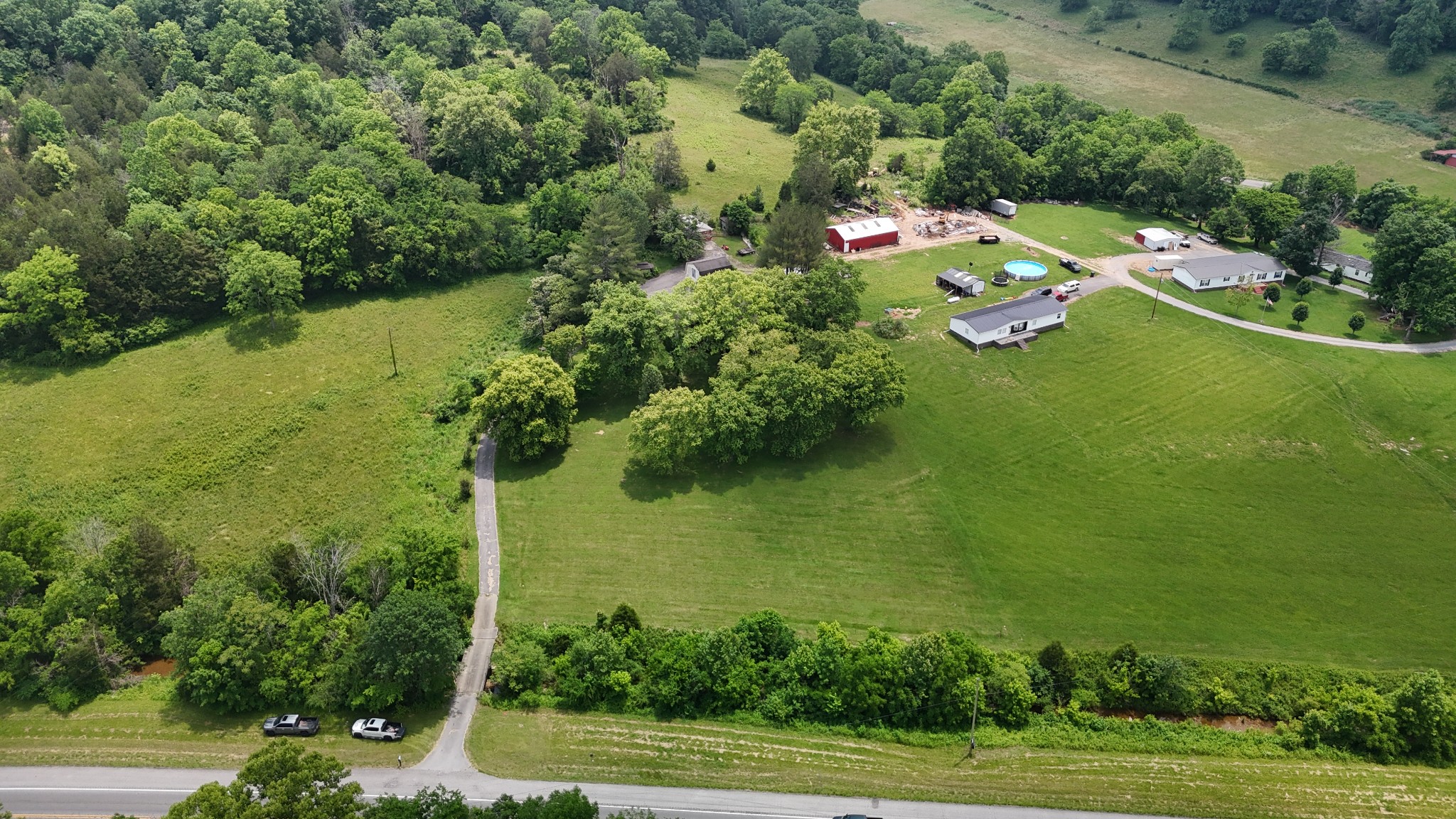 4520 Highway 31 E