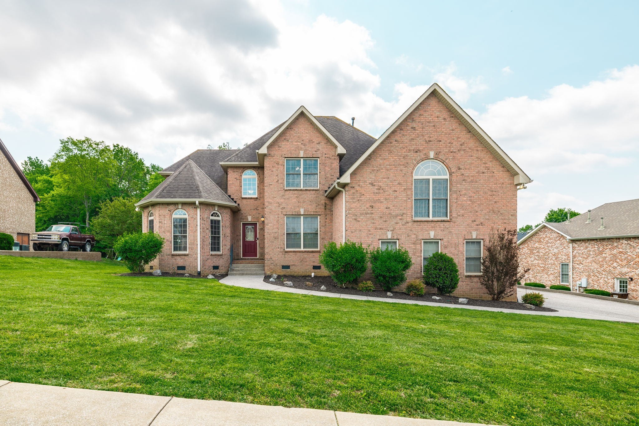 1022 Tower Hill Ln