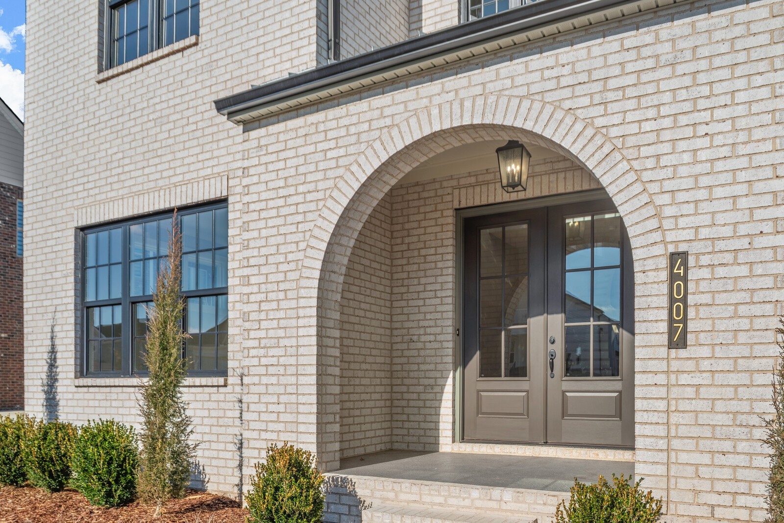 4007 Poplar Farms Dr E