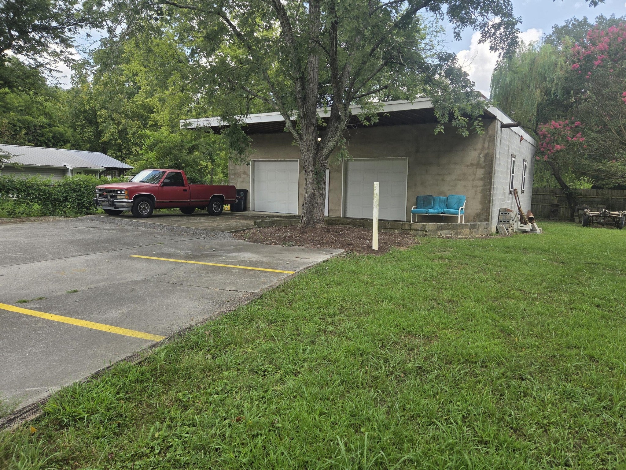 5542 Clemons Road