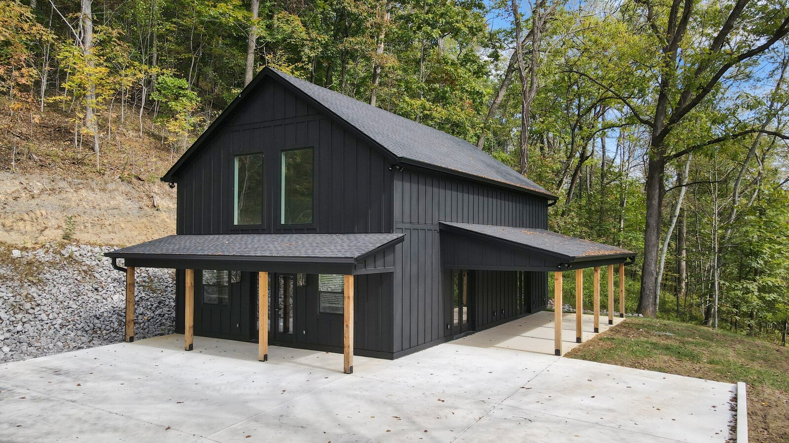 750 Harbor Dr